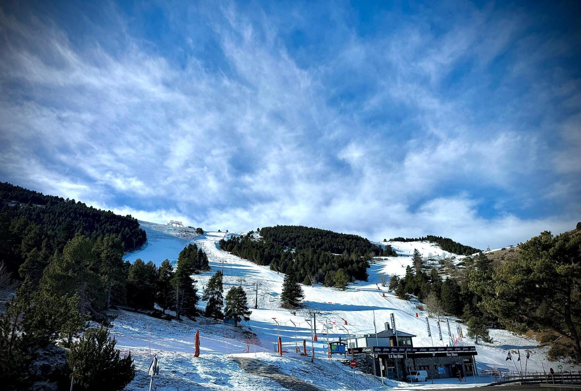 Atico Duplex A Pie De Pistas De Esqui Bed & Breakfast La Molina  Exterior photo
